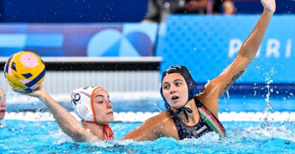 Italia sconfitta dai Paesi Bassi a Parigi 2024: finisce l'avventura di Setterosa nel pallanuoto femminile