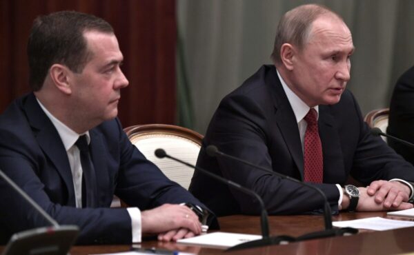 La risposta russa al raid ucraino su Kursk: Medvedev invoca la distruzione totale del nemico