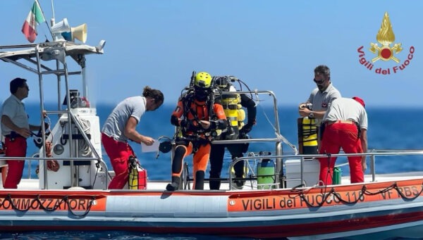 Naufragio dei Bayesian, passeggeri presi alla sprovvista: equipaggio e comandante sotto accusa, tutti tranne il cuoco sono salvi!