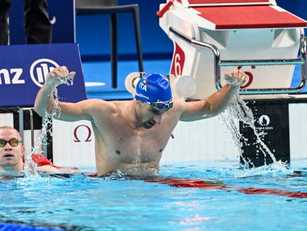 Paralimpiadi, Raimondi conquista l'oro nei 100 rana con una determinazione senza pari!