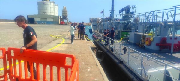 Rifornimento d'acqua via mare: un aiuto prezioso ma con un costo elevato. La Regione richiede chiarimenti a Roma!