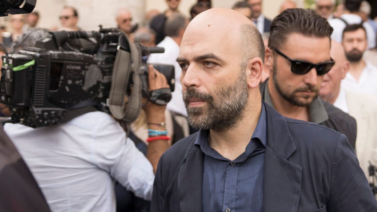 Saviano ritorna su Rai con Insider, un programma atteso dopo un anno di censura, dal 2 settembre!