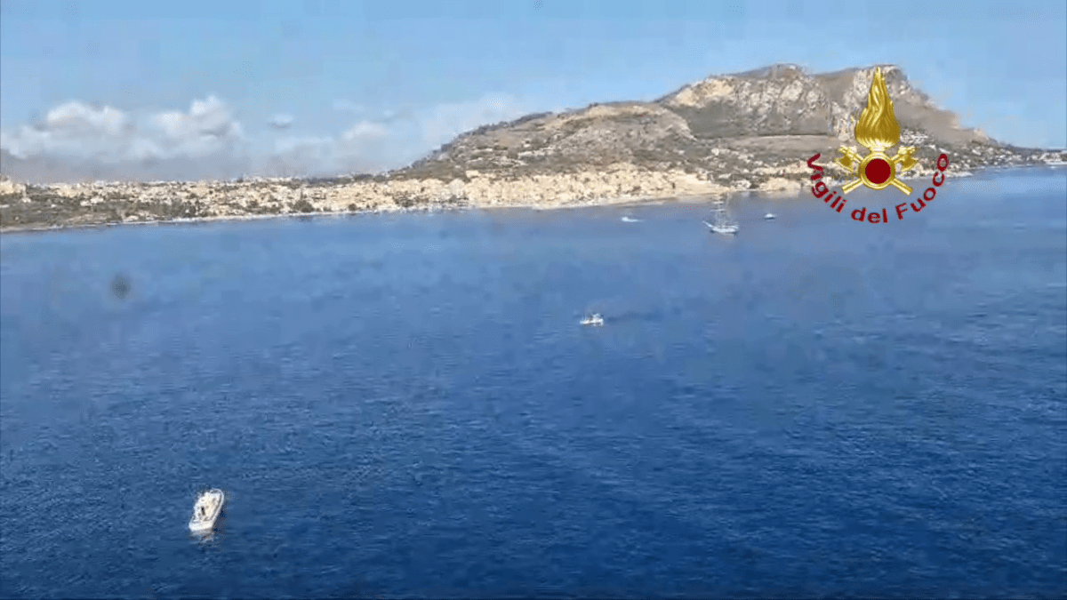 Tragedia a Palermo: affonda barca a vela, attive ricerche dei Vigili del fuoco per i dispersi - 