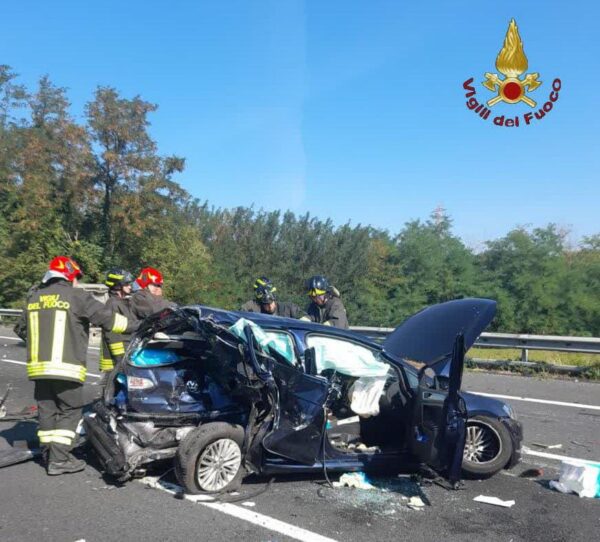 Tragedia sull'A1: un morto e tre feriti in un drammatico incidente