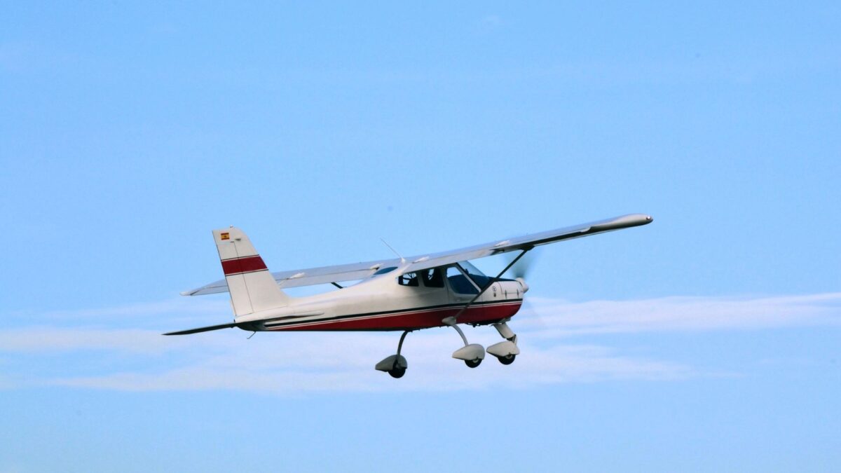 Tragico incidente a Terni: due vite spezzate in un volo ultraleggero.