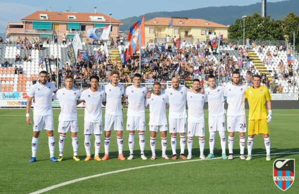 Un'emozionante vittoria per la Carrarese contro il Catania: 2-1!