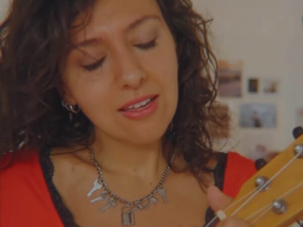 Gerardina Trovato, Alex la sosterrà "ascoltando la sua musica" [VIDEO]