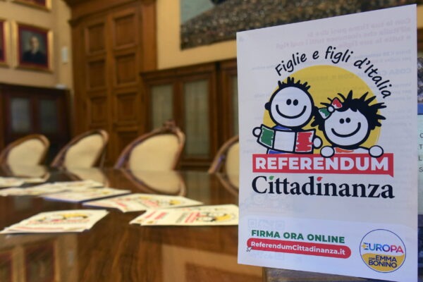 500.000 Firme per una Nuova Cittadinanza: Il Referendum del Cambiamento è Arrivato!