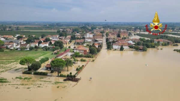 Alluvione a Ravenna: il sindaco de Pascale denuncia l'assenza di un piano straordinario di sicurezza del territorio