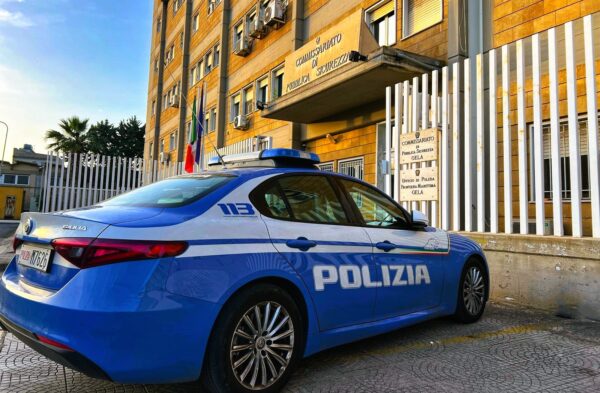 Arrestato un 29enne a Gela: violenza contro la Polizia e passanti in piazza San Giacomo