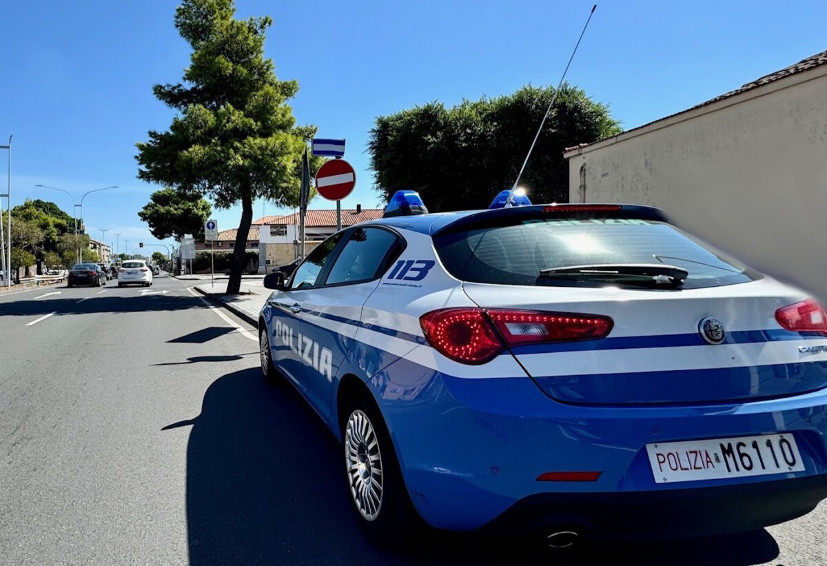 Chiave a tubo in mano, tenta di rapinare un supermercato ma viene subito bloccato e arrestato dalla polizia di stato!