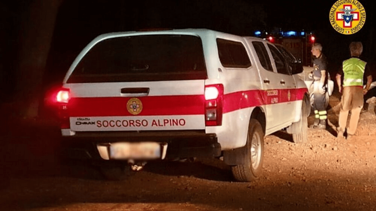 Paura per escursionista: infortunio nella notte sull’Etna, salvataggio del Soccorso Alpino