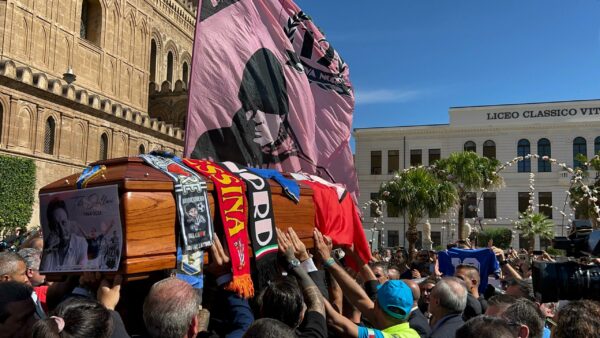 L'Addio a Totò Schillaci: La Commozione di Palermo per un Eroe del Calcio e della Vita