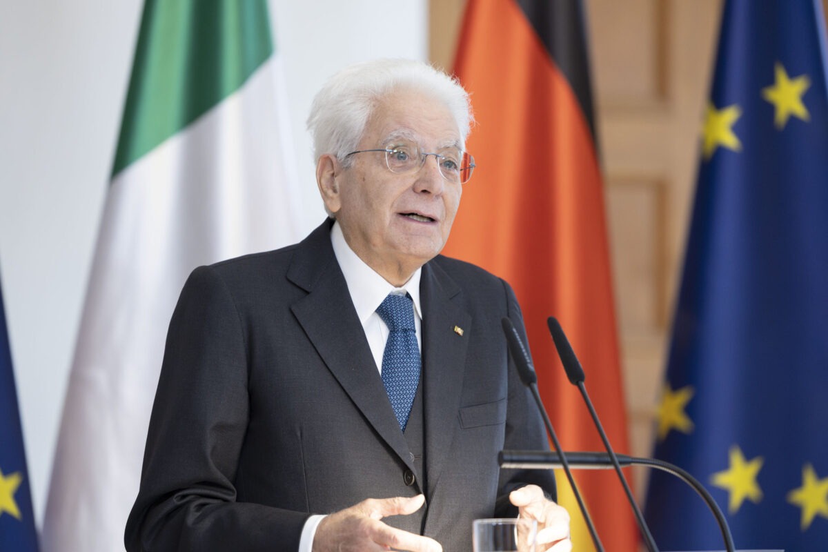 L'Europa dell'Energia: Mattarella chiama alla cooperazione per affrontare il cambiamento climatico e sfide globali