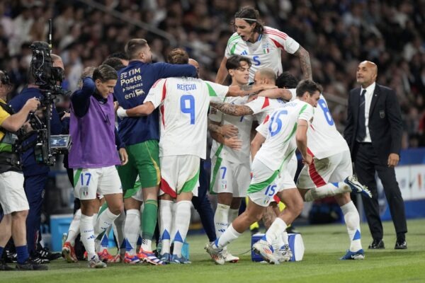 La nuova Italia fa scintille: trionfo 3-1 in Francia!