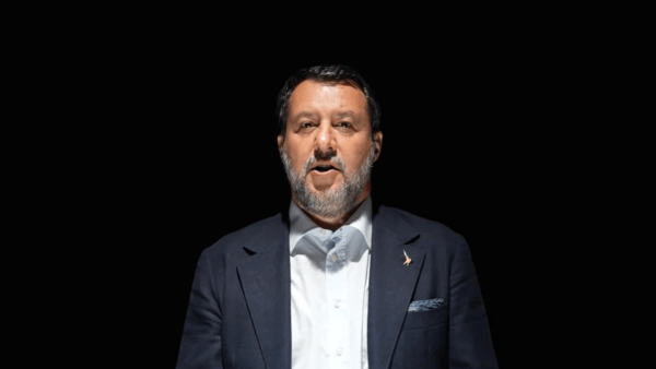 6 anni a Matteo Salvini per Open Arms: “Carcere per aver bloccato sbarchi e difeso l’Italia” [VIDEO]