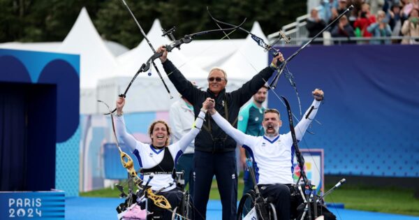 Mijno e Travisani conquistano l'oro indimenticabile ai Giochi Paralimpici: trionfo per gli azzurri nell'arco ricurvo open a squadre miste a Parigi 2024!