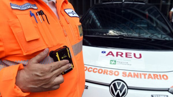 Milano: incidente tra tre treni, sei feriti ma nessuno in gravi condizioni. Circolazione ancora interrotta.