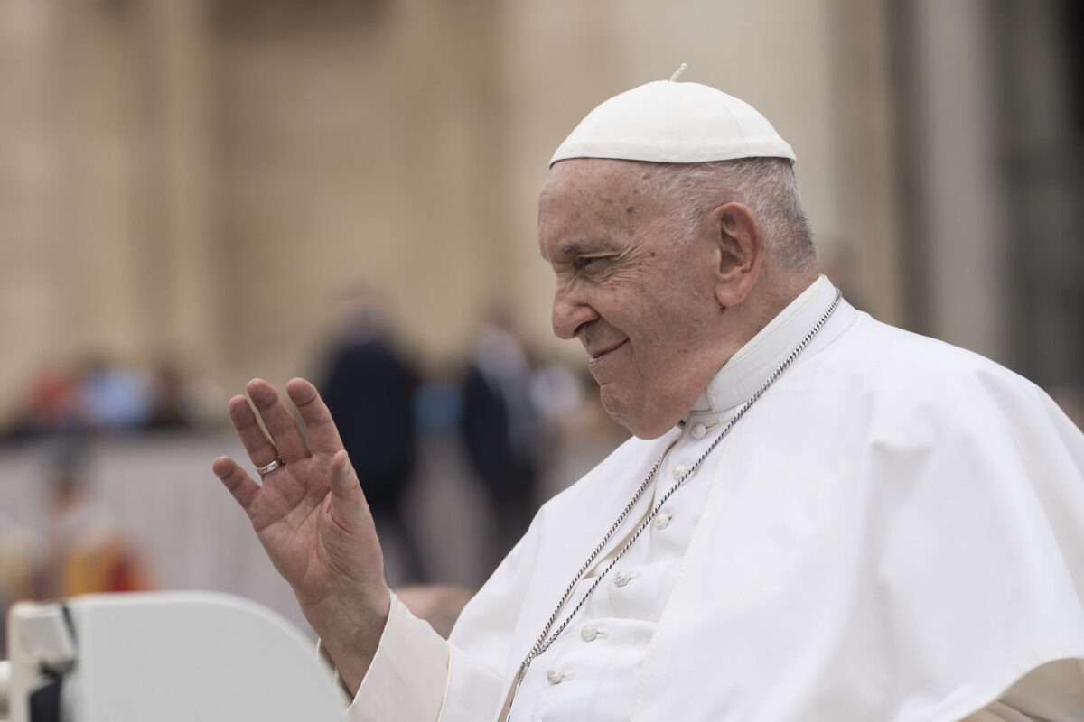 Papa Francesco: Aborto come omicidio, i medici sono sicari!