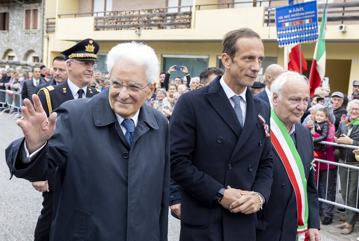 Scopri la commemorazione degli 80 anni della Zona libera della Carnia e dell’Alto Friuli con le immagini e i video di Mattarella