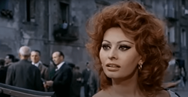 Sophia Loren compie 90 anni: la diva della bellezza italiana celebrata con Matrimonio all'italiana in TV!