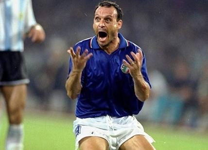 Un ultimo saluto a Schillaci: un viaggio attraverso le indimenticabili notti magiche.