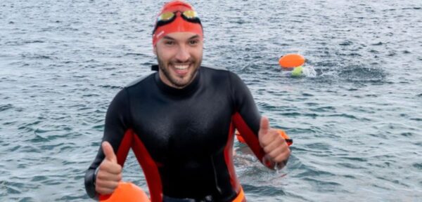 Salvatore Corallo, Il vittoriese che ha conquistato lo Stretto di Messina a nuoto