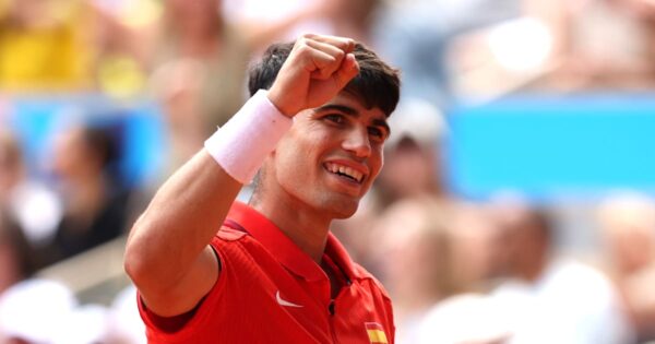 Carlos Alcaraz: Il Fenomeno del Tennis che Ha Rivoluzionato il Gioco a Solo 19 Anni