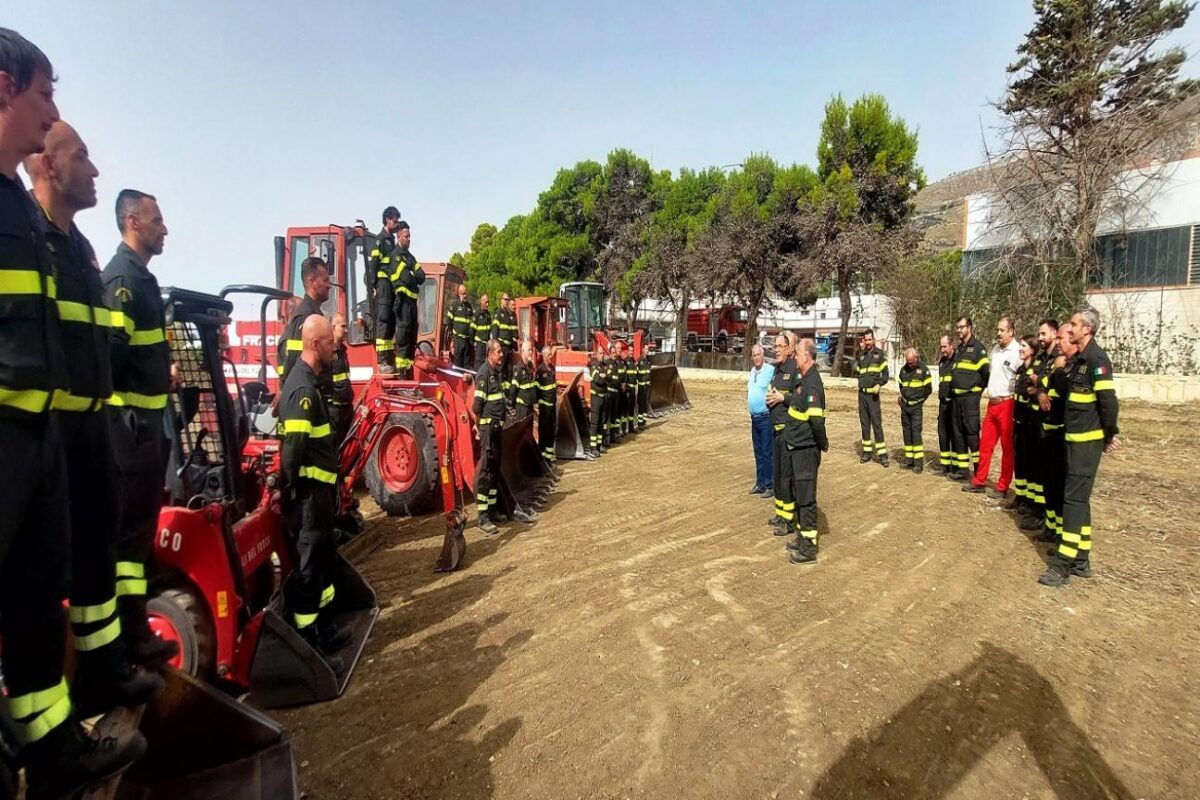 Formazione all'avanguardia per i Vigili del Fuoco | Ecco perché Trapani diventa il punto di riferimento in Sicilia!