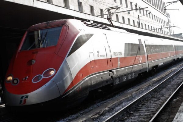 Guasto ai treni a Roma | Chi dovrà rispondere per il caos?