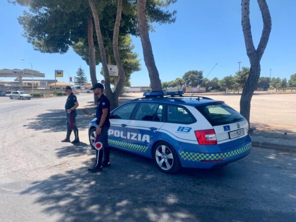 Guidava ubriaco e a velocità pericolosa: denunciato un cinquantaseienne a Ragusa