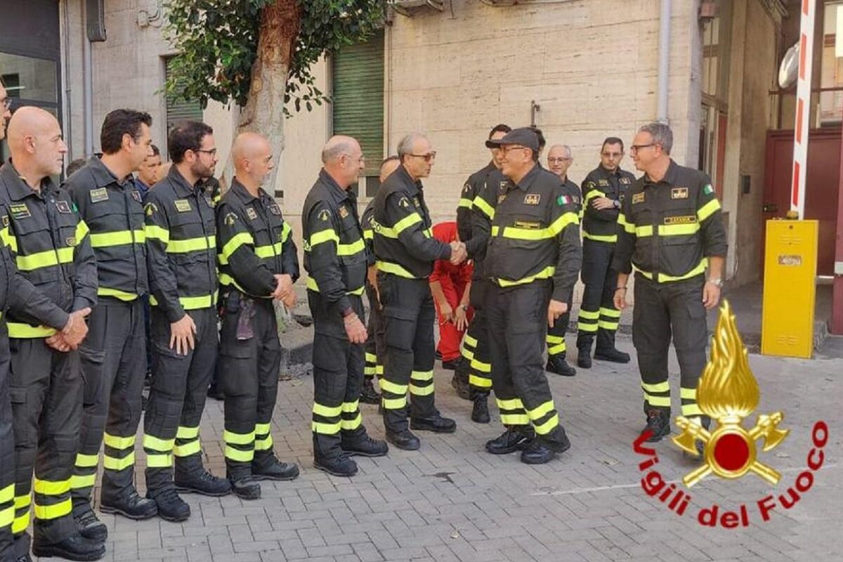 Il nuovo direttore dei Vigili del Fuoco svela l'importanza delle "relazioni familiari" | Scopri perché il soccorso è più di una semplice uniforme!