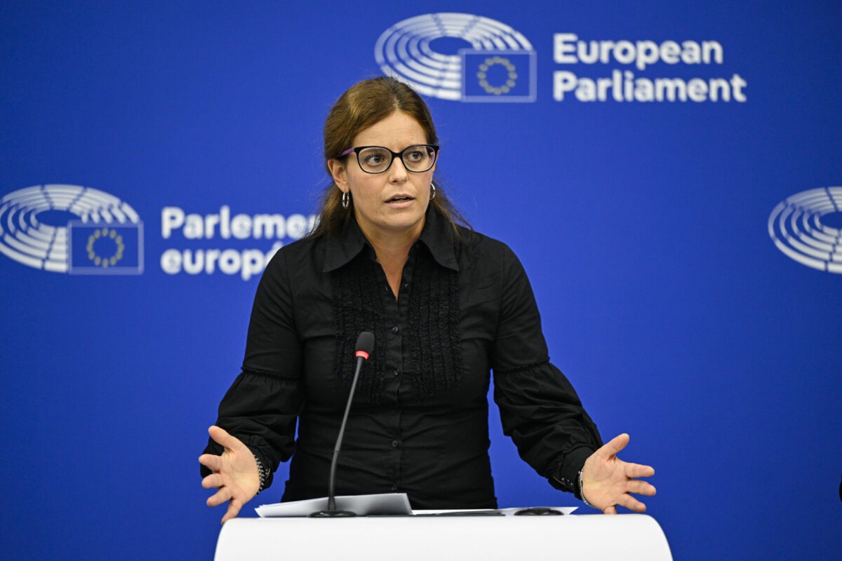 Ilaria Salis in pericolo | L'Ungheria minaccia la libertà di parola in Europa? -