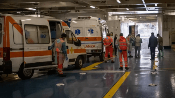 Si nasconde sotto Tir al porto di Palermo: schiacciato durante operazioni sbarco