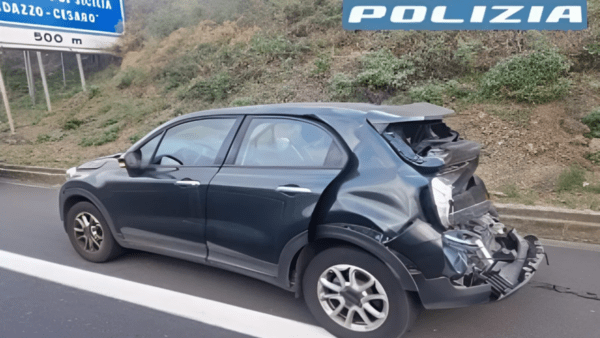 Incidente stradale sull’autostrada: ubriaco crea tamponamento a catena, un conducente in ospedale