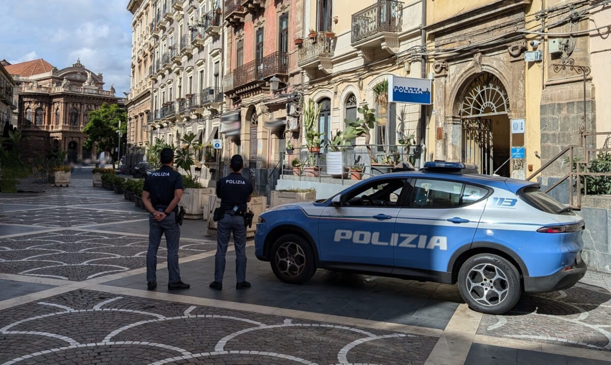 Parcheggiatore abusivo arrestato dopo minacce e aggressioni | Gli incredibili comportamenti che hanno scioccato i cittadini di Catania!