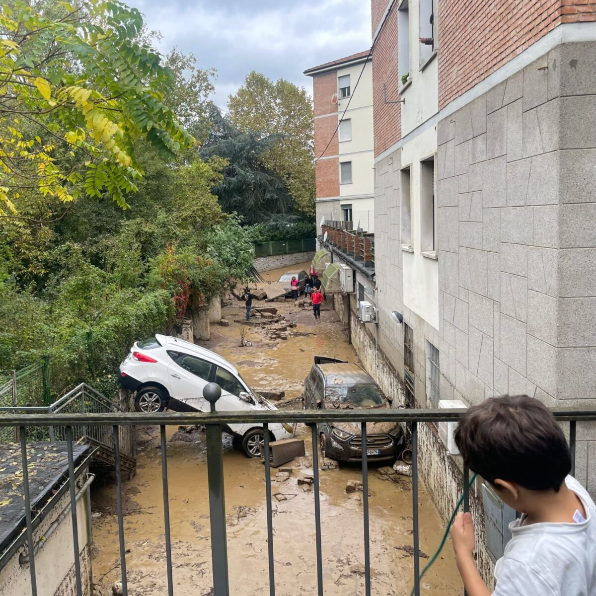 Piogge incessanti in Emilia-Romagna | La Protezione Civile lancia l’allerta arancione: cosa ci riserva il meteo?