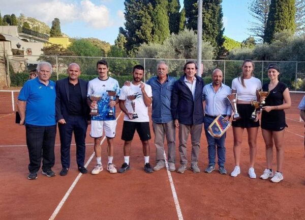 Taormina: Tennis in Sofferenza tra Rimonte e Ritiri nell'Edizione 2023