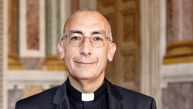 Un vescovo siciliano diventa cardinale | Scopri perché la sua nomina cambia tutto per la Chiesa di Roma!