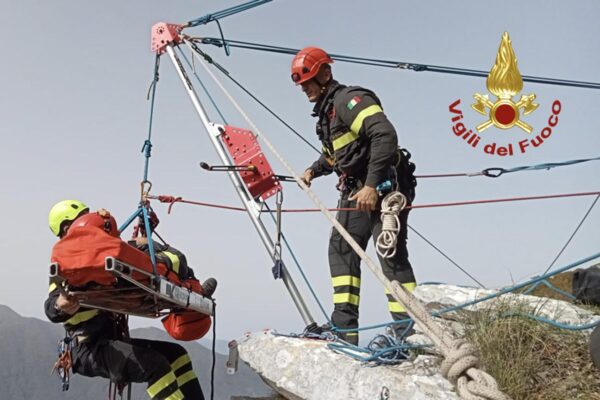 16 nuovi specialisti SAF addestrati in quattro settimane | Cosa significa realmente per la sicurezza nelle emergenze?