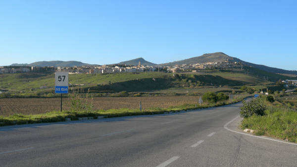 Frontale sulla Statale Palermo – Sciacca: corsa al Civico e Policlinico dopo l’incidente stradale