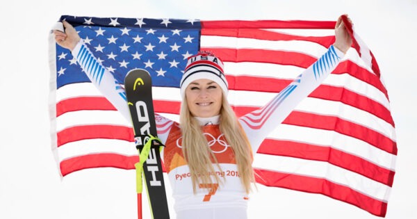 Lindsey Vonn torna sulle piste dopo l'infortunio | Gli esperti hanno già lanciato la sfida!