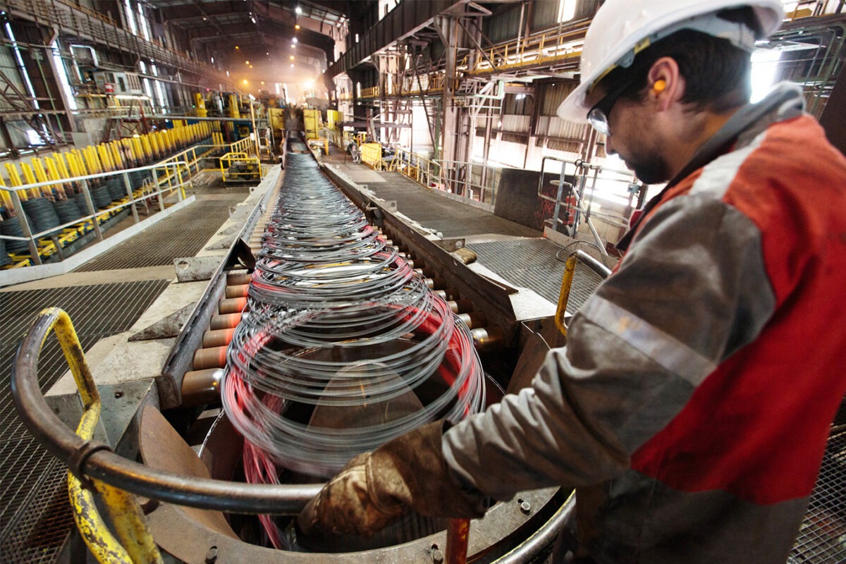 Metalmeccanici in rivolta | La rottura che potrebbe cambiare tutto nel mondo del lavoro! - 