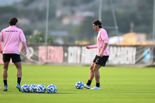 Palermo svela un'allenamento inedito | Come stanno preparando la sfida contro la Sampdoria?