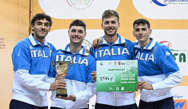 Sciabola maschile: L'Italia conquista il bronzo | Ma la squadra femminile sorprende con un sesto posto inatteso!