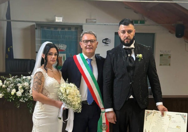 Sposi scomparsi dopo il matrimonio | Ecco dove si trovavano realmente!