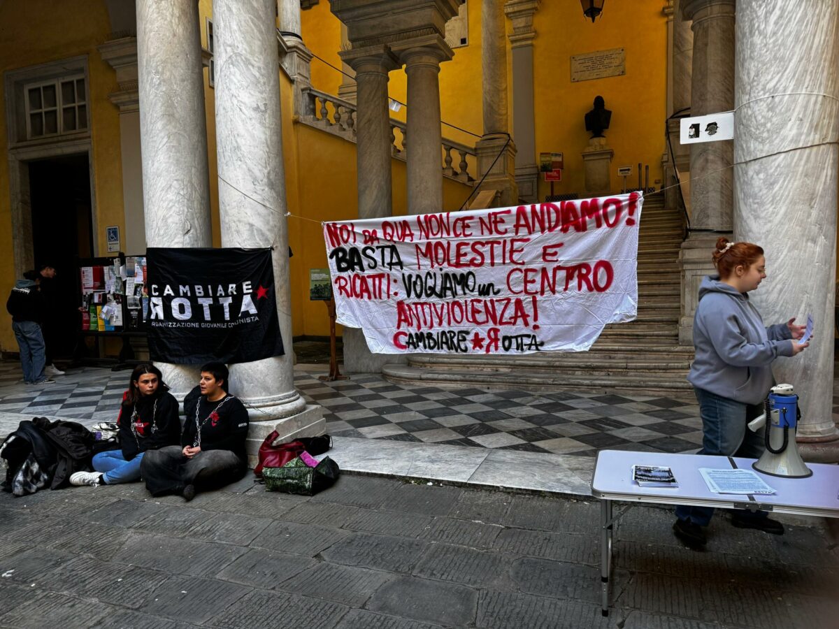 Universitarie in catene al Rettorato | La verità svelata: la protesta è davvero unita?